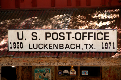 luckenbach post office sign